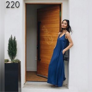 Skivys Femme Navy Blue Goddess Dress‎ Size Large